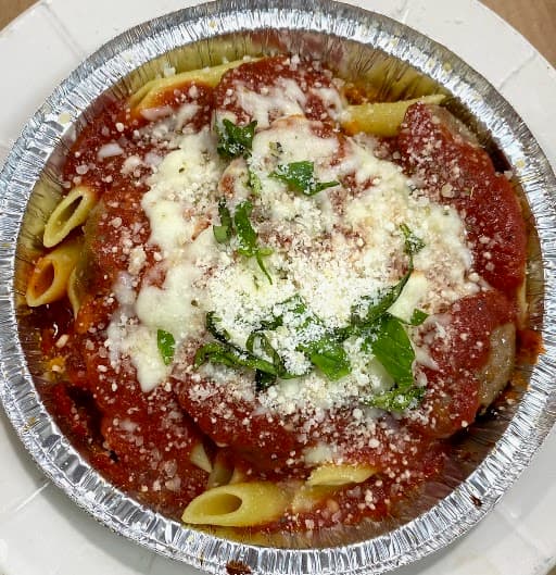 Baked ziti catering tray